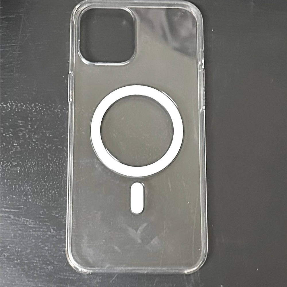 iPhone 12 Pro Max - clear case with Mag safe